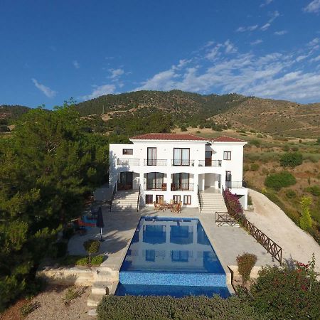Martika Luxury Villa Agia Marina  Экстерьер фото