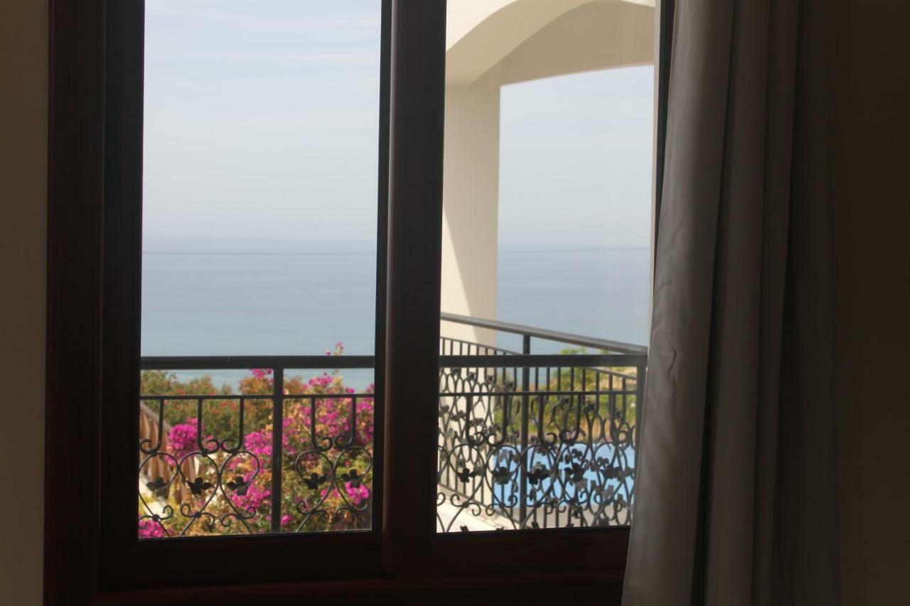 Martika Luxury Villa Agia Marina  Экстерьер фото