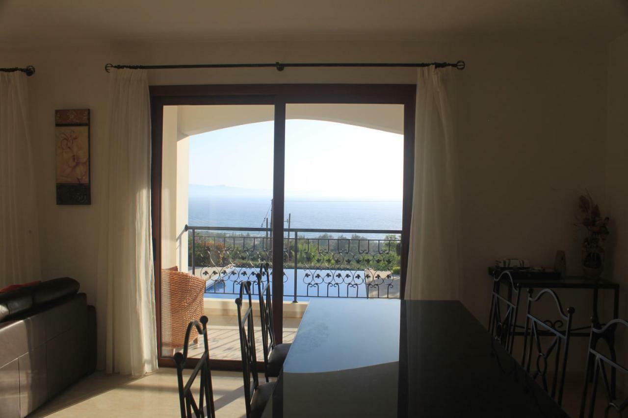 Martika Luxury Villa Agia Marina  Экстерьер фото
