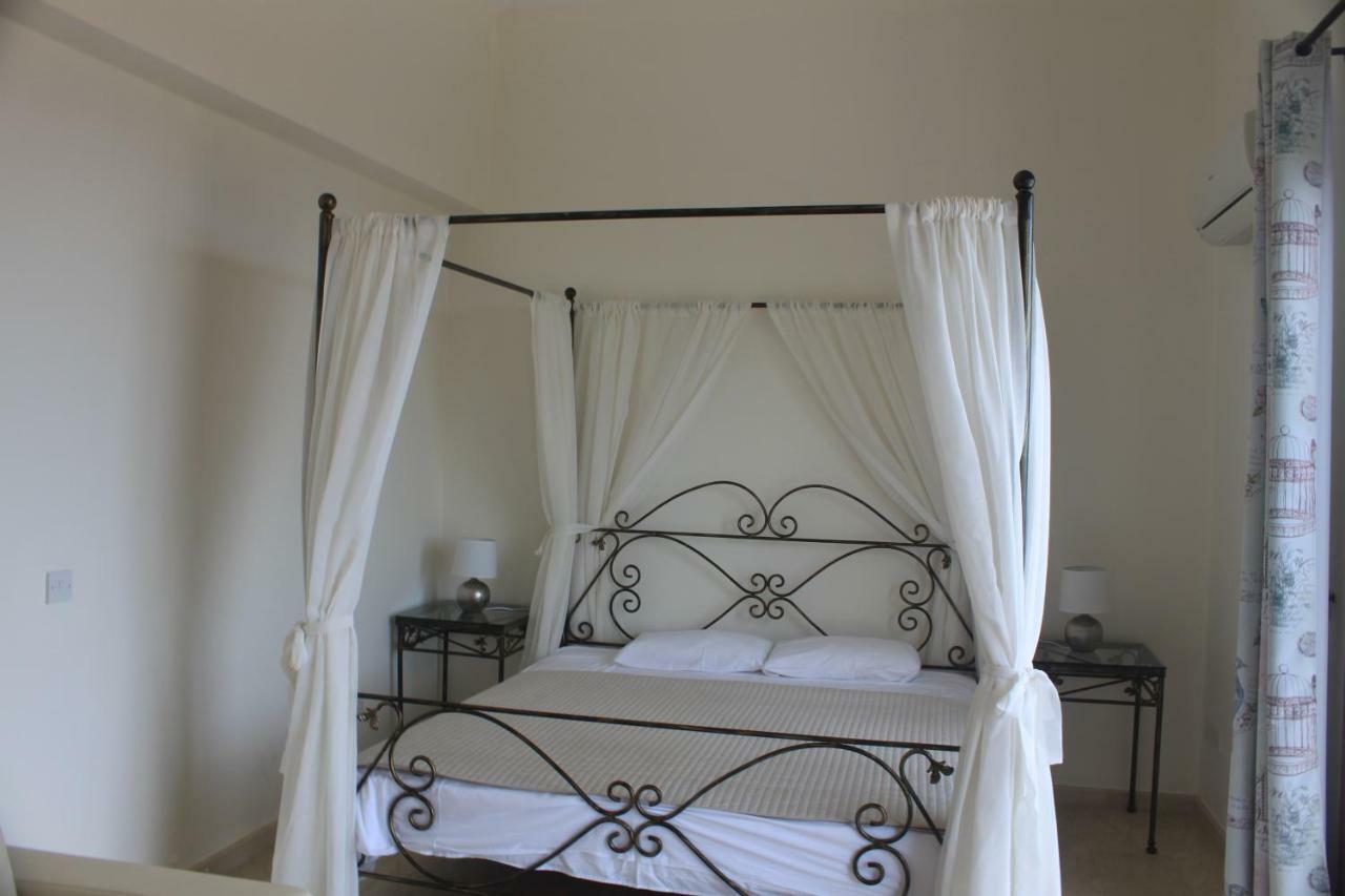 Martika Luxury Villa Agia Marina  Экстерьер фото