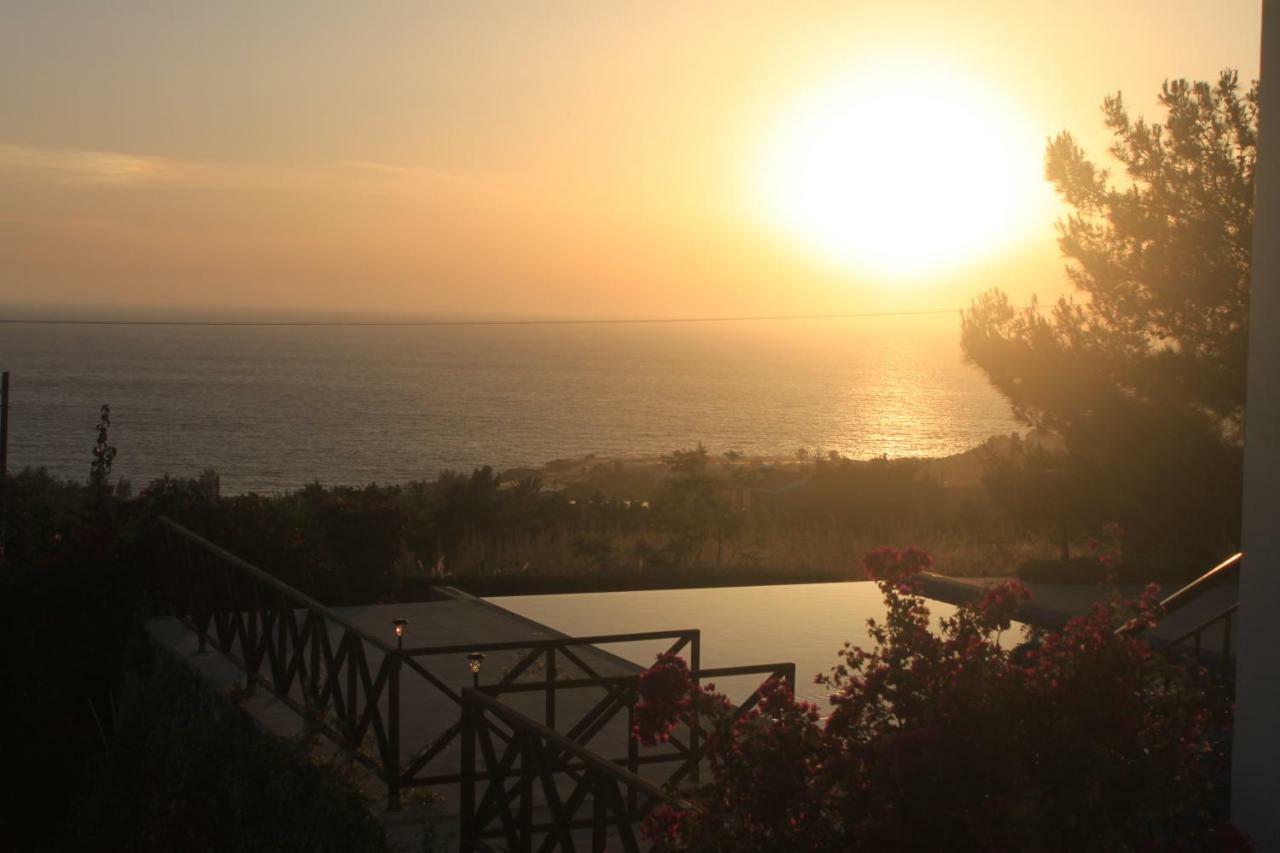 Martika Luxury Villa Agia Marina  Экстерьер фото