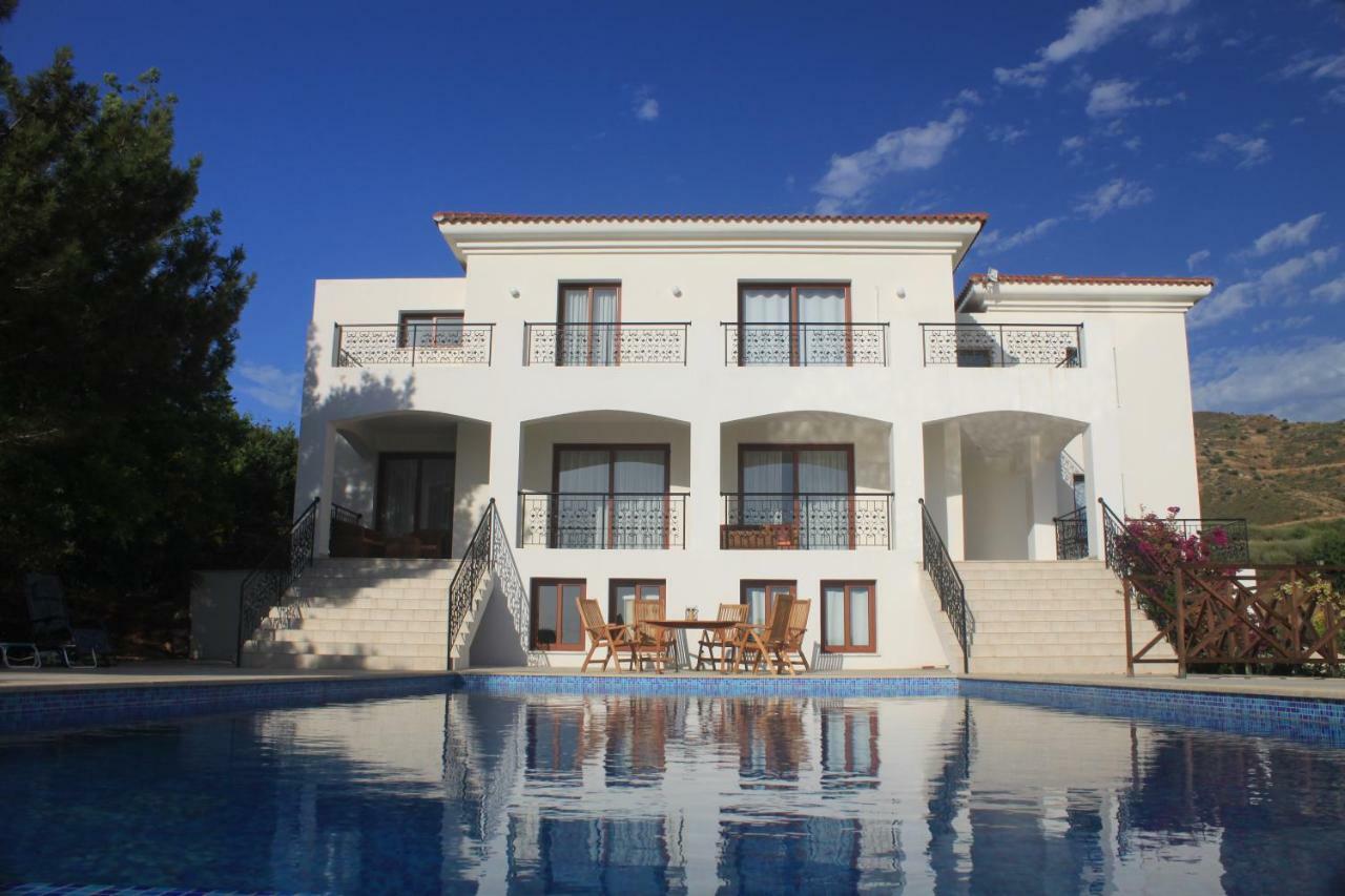 Martika Luxury Villa Agia Marina  Экстерьер фото